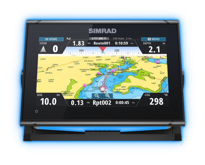 Simrad GO fishfinder with blue glow